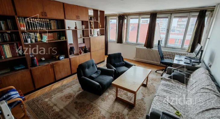 Četvoroiposoban stan | 4zida