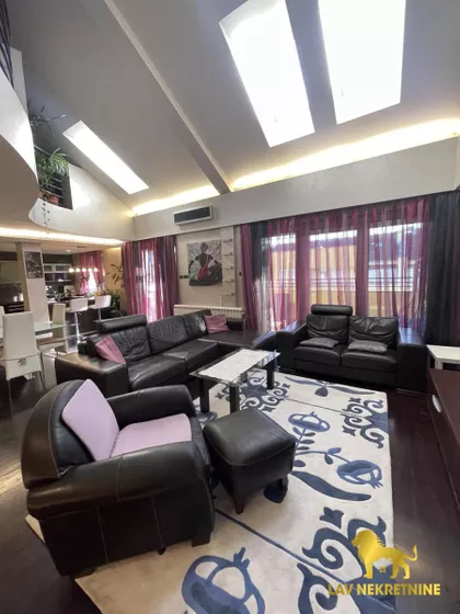 DANILA KIŠA | 4zida.rs