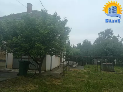 Jovana Milićevića | 4zida.rs