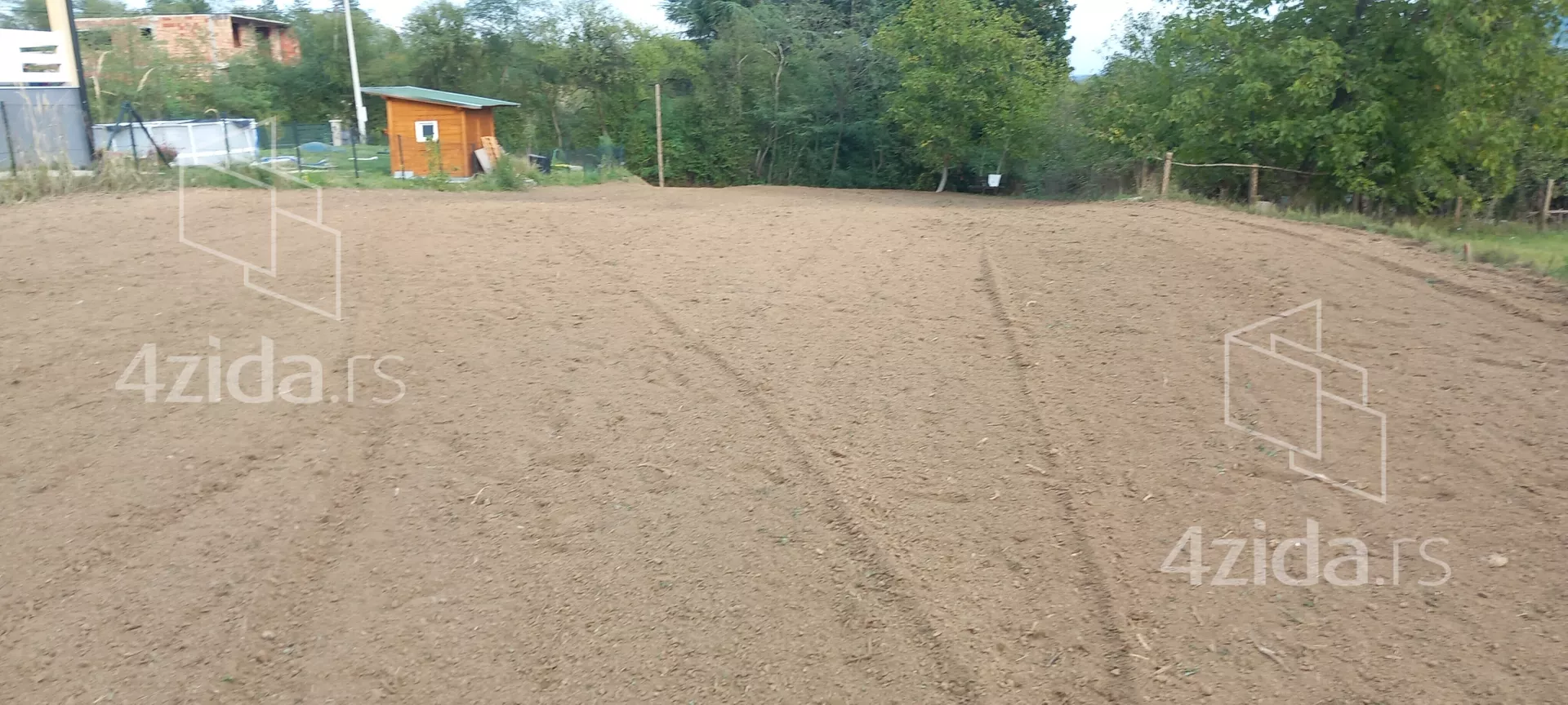 Građevinsko zemljište | 4zida