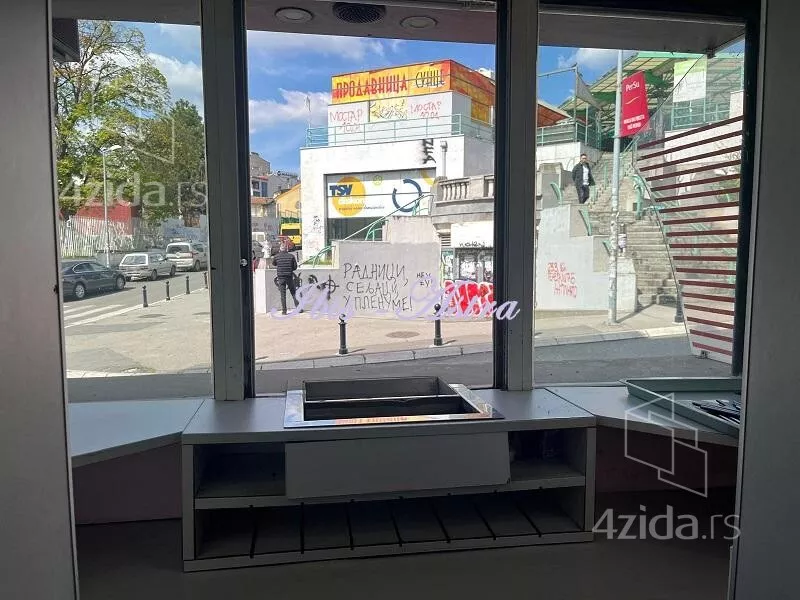 Lokal | 4zida