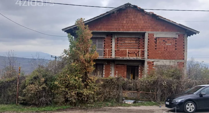 3-etažna kuća | 4zida