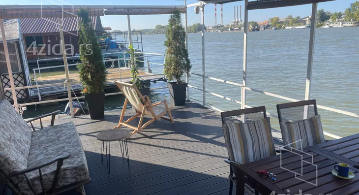 Turistički objekat | 4zida