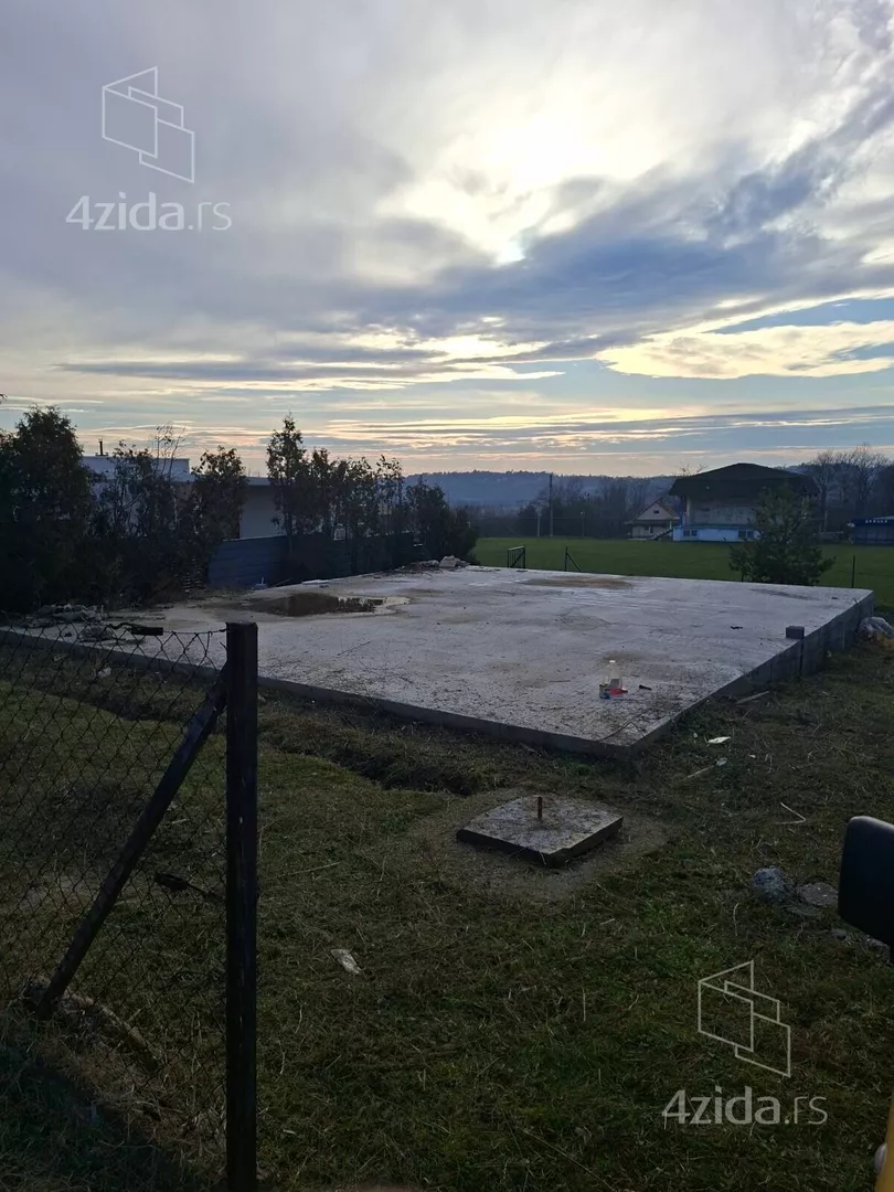 Građevinsko zemljište | 4zida