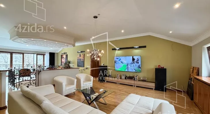 Petosoban stan | 4zida