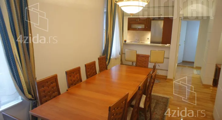 4-etažna kuća | 4zida