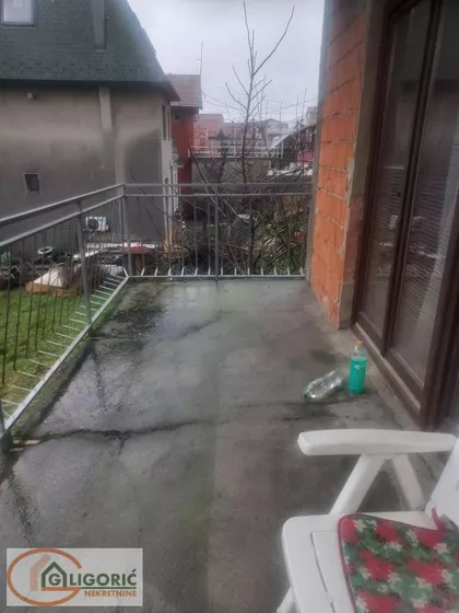 Kuća na prodaju · 300 m² · Mirijevo, Zvezdara opština, Beograd