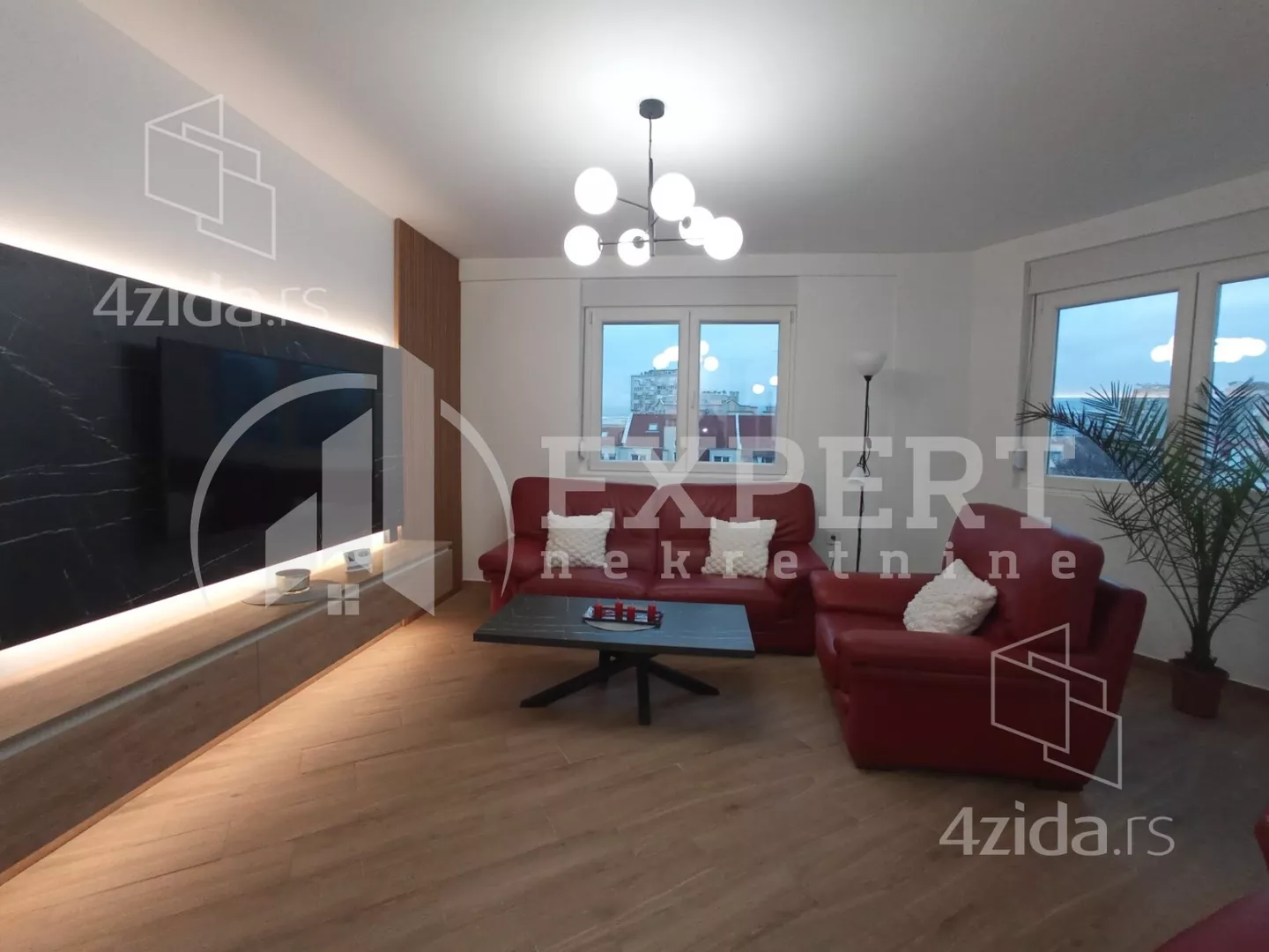 Troiposoban stan | 4zida