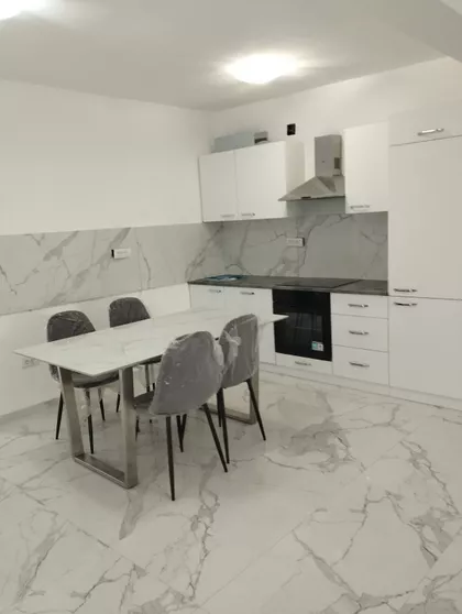 Devet Jugovića | 4zida.rs