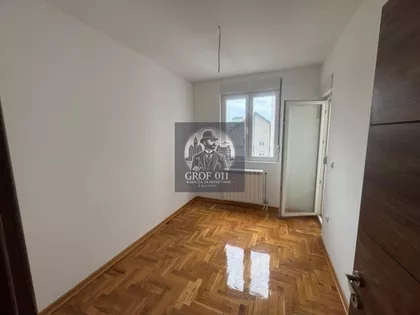 Višnjička Banja | 4zida.rs