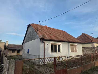 Mali Bajmok | 4zida.rs