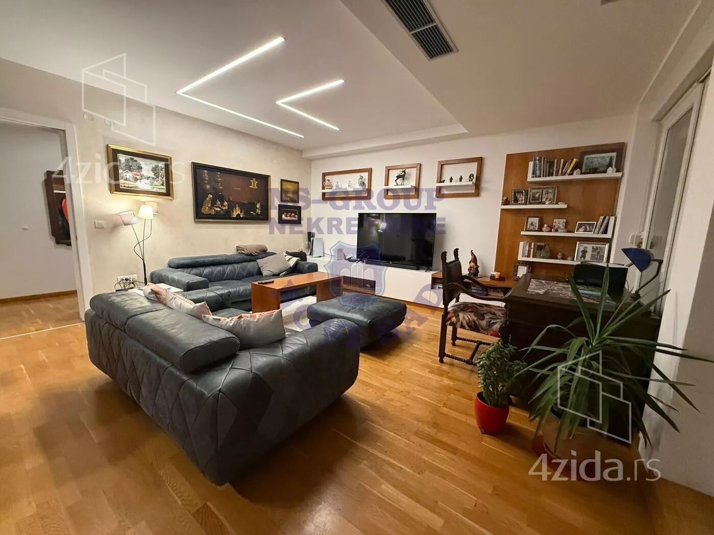 Četvoroiposoban stan | 4zida