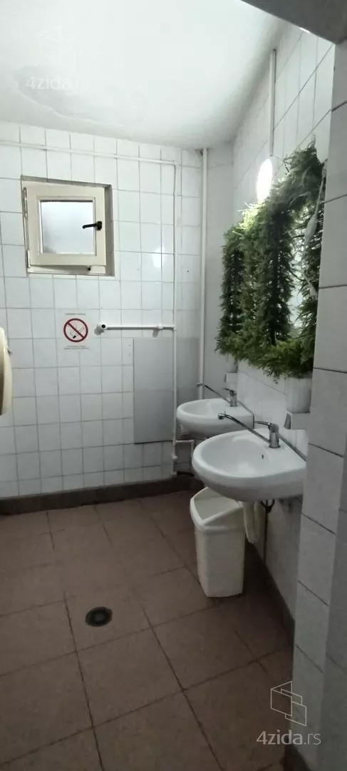 Ugostiteljski objekat | 4zida