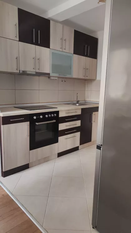 Vladimira Rolovića 43 | 4zida.rs