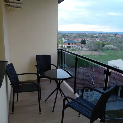 Zmaj Jovina 2 | 4zida.rs