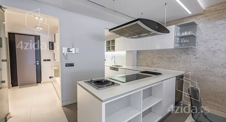 4-etažna kuća | 4zida