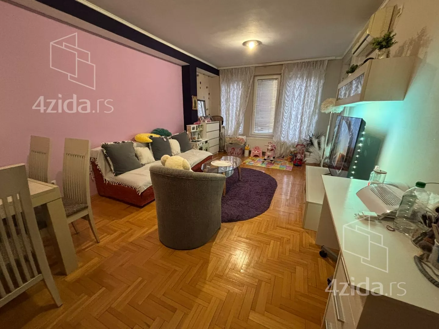 Dvoiposoban stan | 4zida