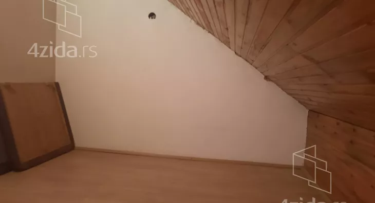 4-etažna kuća | 4zida