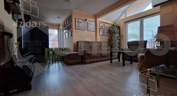 3-etažna kuća | 4zida