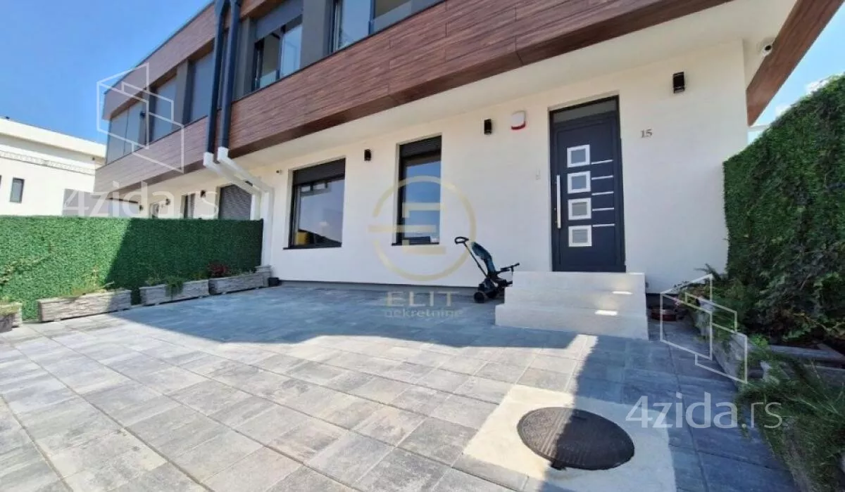 Petosoban stan | 4zida