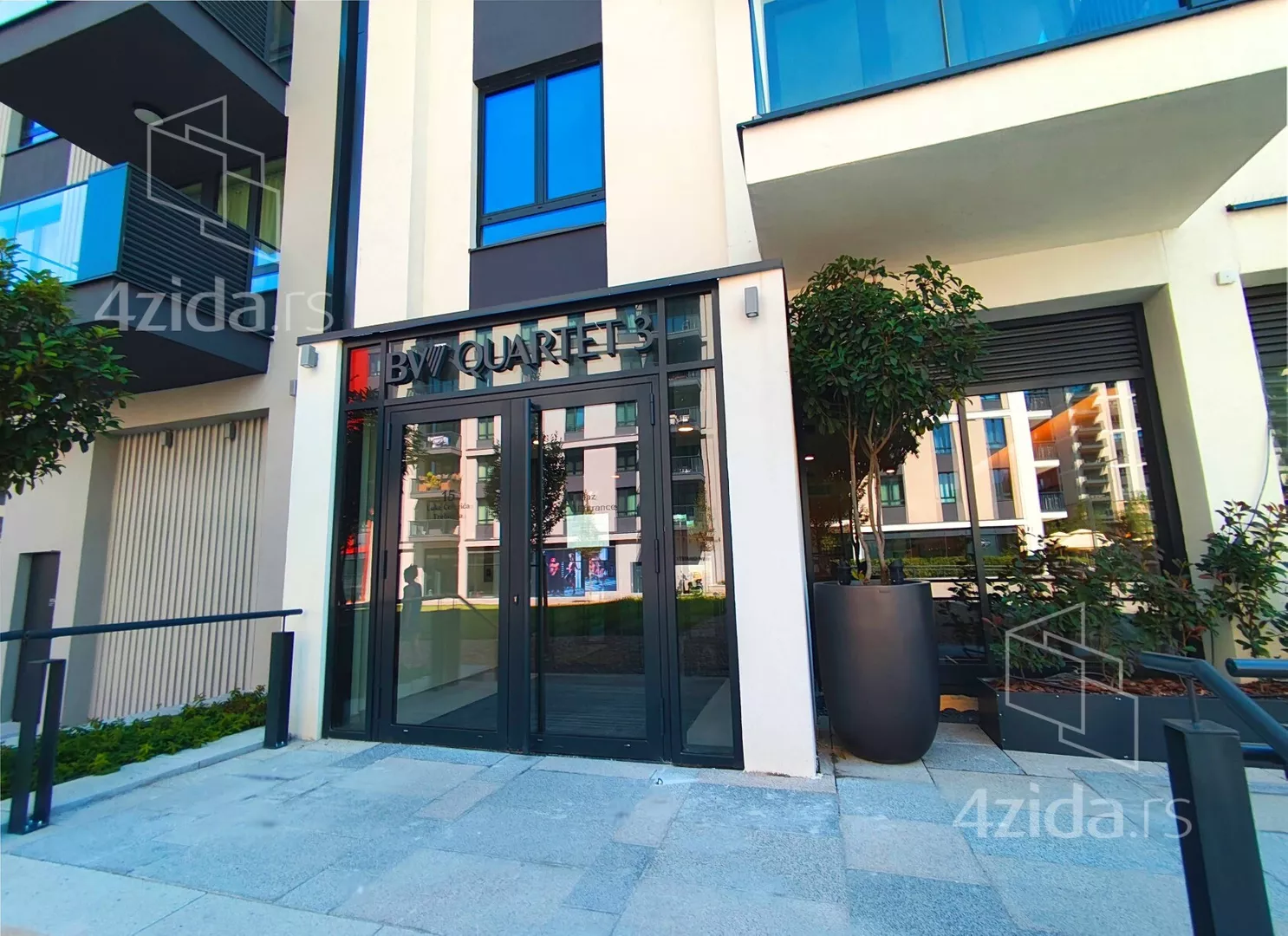 Poslovni prostor | 4zida