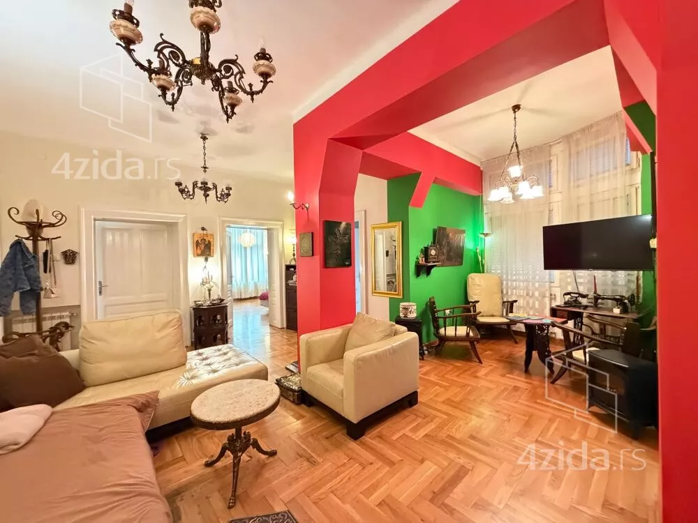 Troiposoban stan | 4zida