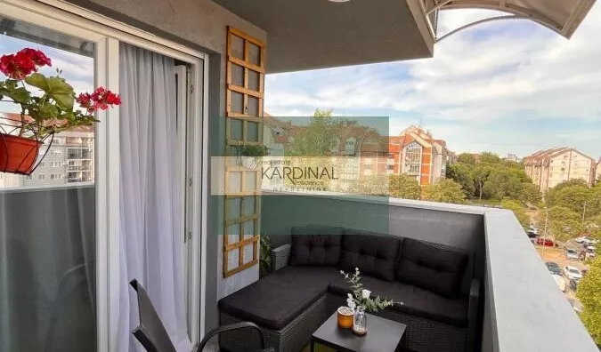 Petosoban stan | 4zida