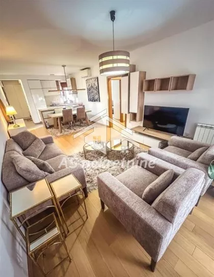 Crveni Krst Vračar | 4zida.rs