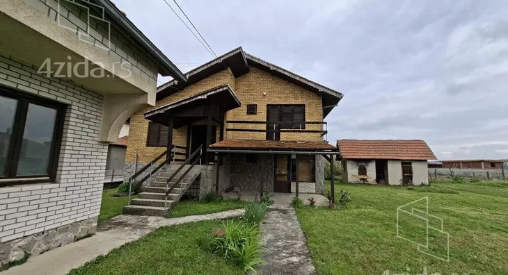 3-etažna kuća | 4zida