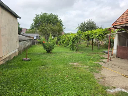 Vojvođanska 13 | 4zida.rs