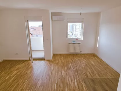 Ugrinovački Put 30 Deo | 4zida.rs