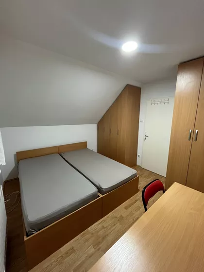 Milovana Glišića 48 | 4zida.rs