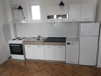Braće Jovanovića 14 | 4zida.rs