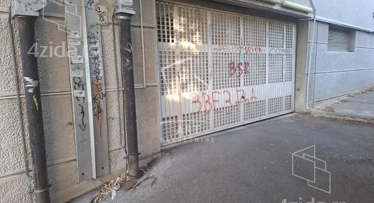 Garaža | 4zida