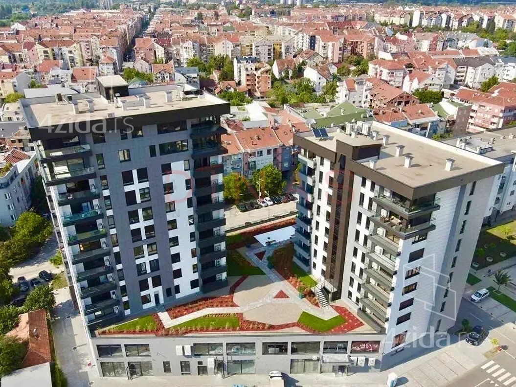 Četvorosoban stan | 4zida