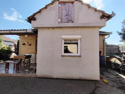 Mali Bajmok | 4zida.rs