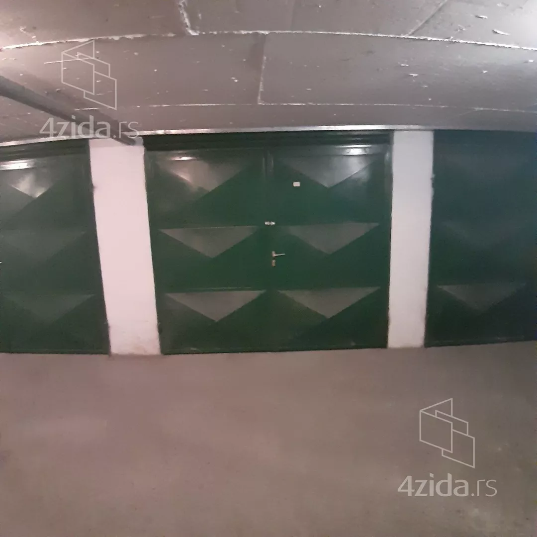 Garaža | 4zida