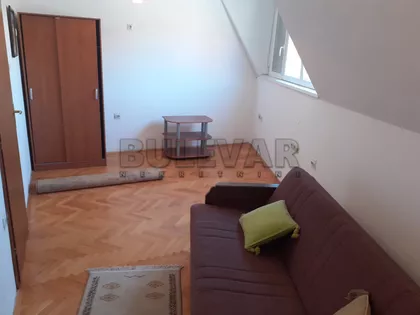 Kosovke Devojke | 4zida.rs