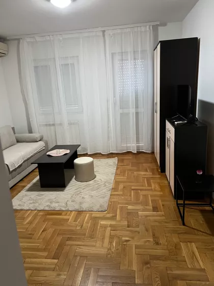 Jovanke Radaković | 4zida.rs