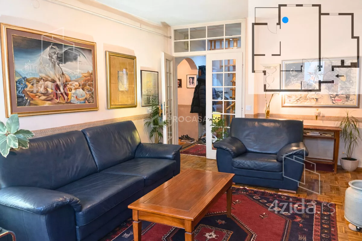 Troiposoban stan | 4zida