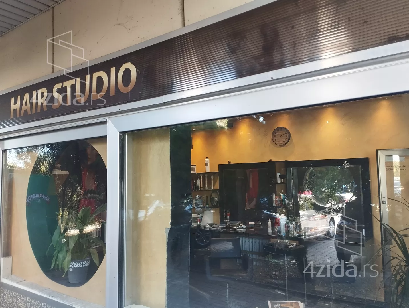 Lokal | 4zida