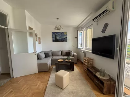 Autokomanda | 4zida.rs