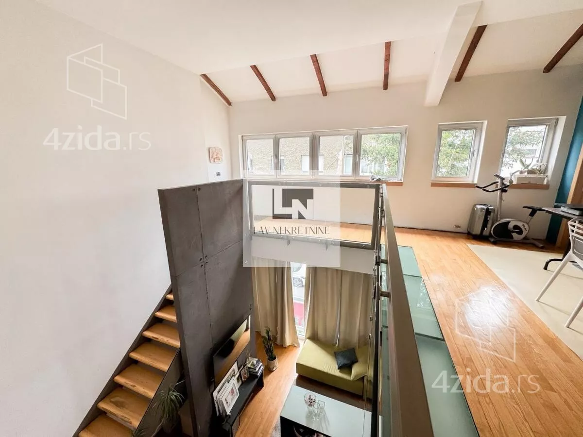 Petosoban stan | 4zida