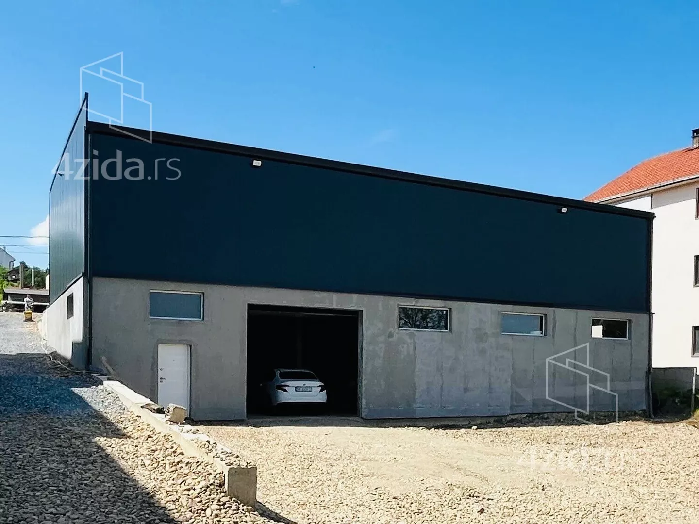 Lokal | 4zida
