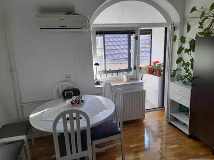 Lađarska | 4zida.rs