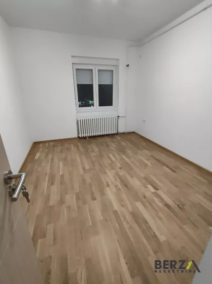 Železnička stanica | 4zida.rs