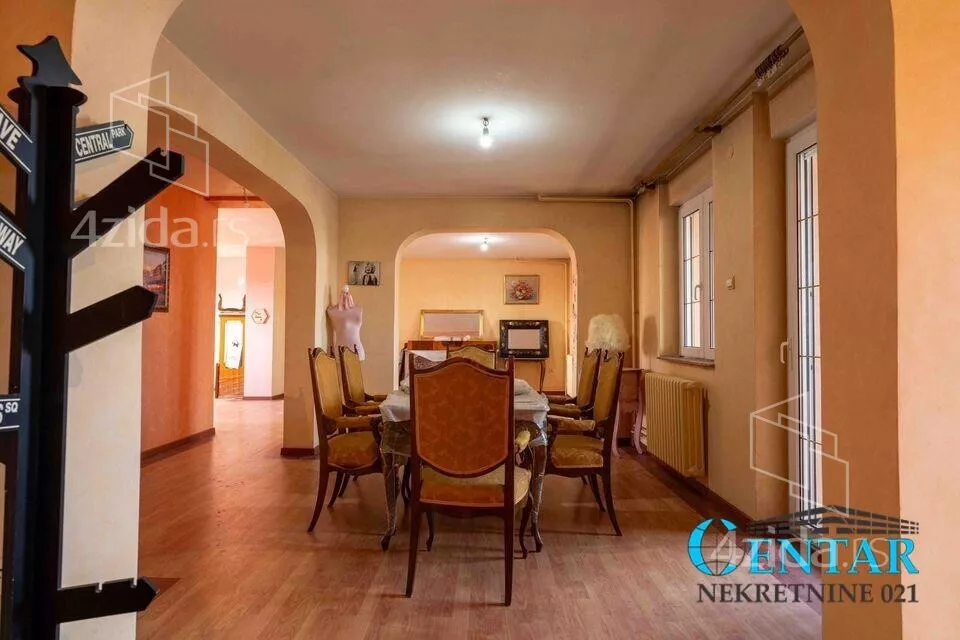 Petosoban stan | 4zida