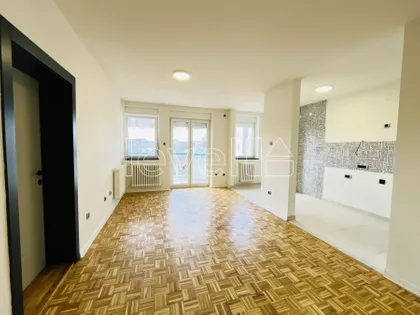 Cara Dušana | 4zida.rs