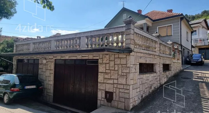 2-etažna kuća | 4zida