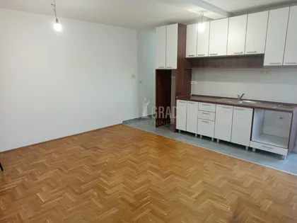 Braće Mihajlović Tripić | 4zida.rs